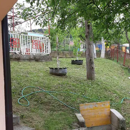 Vikendica Tarcin * סראייבו