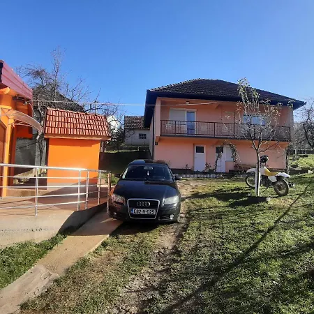 Vikendica Tarcin * סראייבו